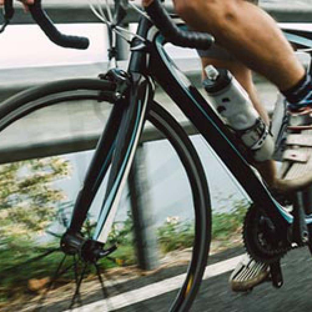 ¿Qué músculos ejercitamos al ir en bicicleta?